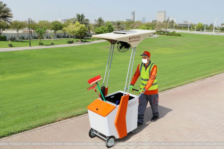 Dubai Municipality makes cleaners happy with shaded trollies